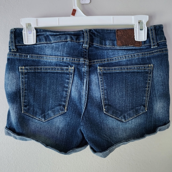 PARIS BLUES Blue Denim Jean Shorts Faded Midwash Blue Jeans Cuffed Hem Size 3 - Picture 11 of 17